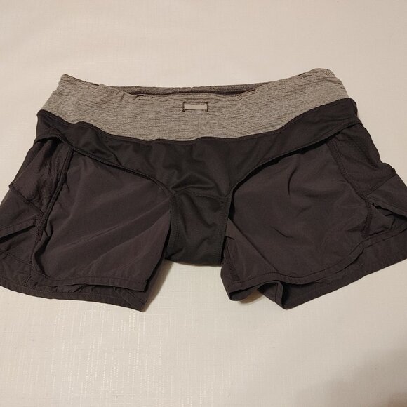Lululemon Run Speed Shorts 4" Size 6 - Picture 5 of 5